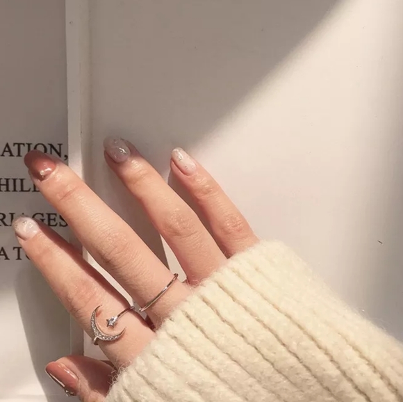 Crescent Moon Star Silver Ring - Picture 4 of 4